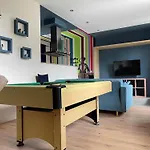 شقة Gesamte Stilvolle Mit Terrasse بيليفيلد