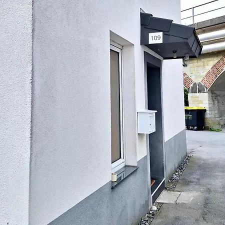 شقة Gesamte Stilvolle Mit Terrasse *
