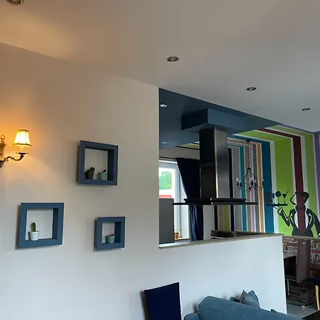 Lägenhet Gesamte Stilvolle Mit Terrasse Bielefeld