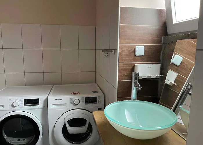 Gesamte Stilvolle Mit Terrasse *