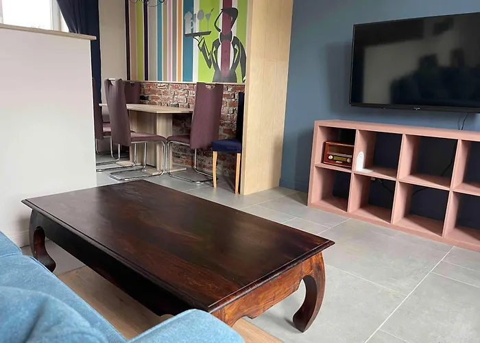 Gesamte Stilvolle Mit Terrasse